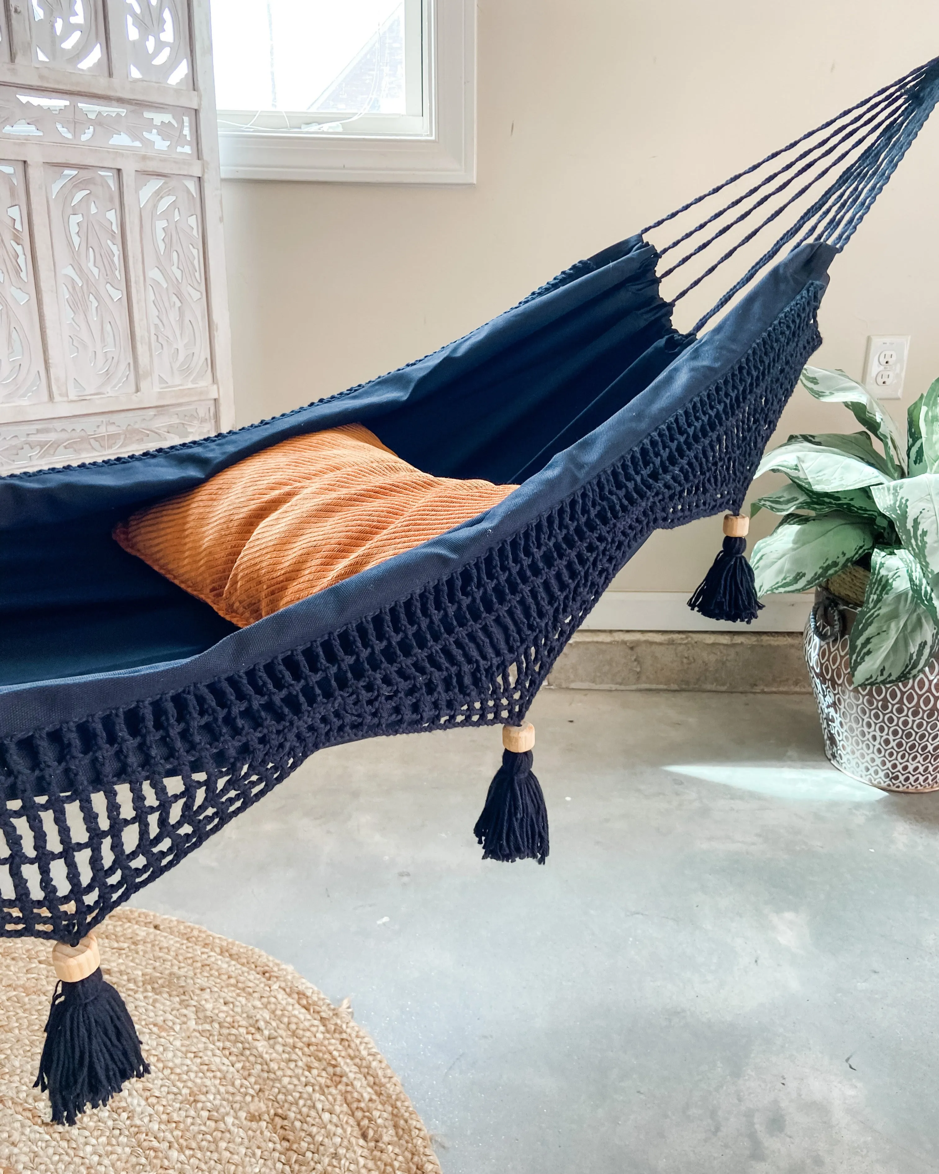 Boho Crochet Fringe Black Hammock | DANIELLA BLACK